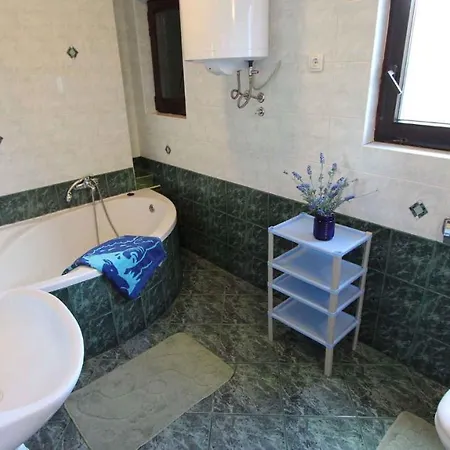 Apartment Malinska 12 * Sveti Vid-Miholjice