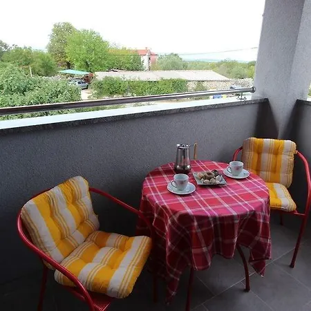 Apartment Malinska 12 Sveti Vid-Miholjice